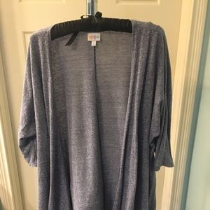LuLaRoe Lindsay kimono.